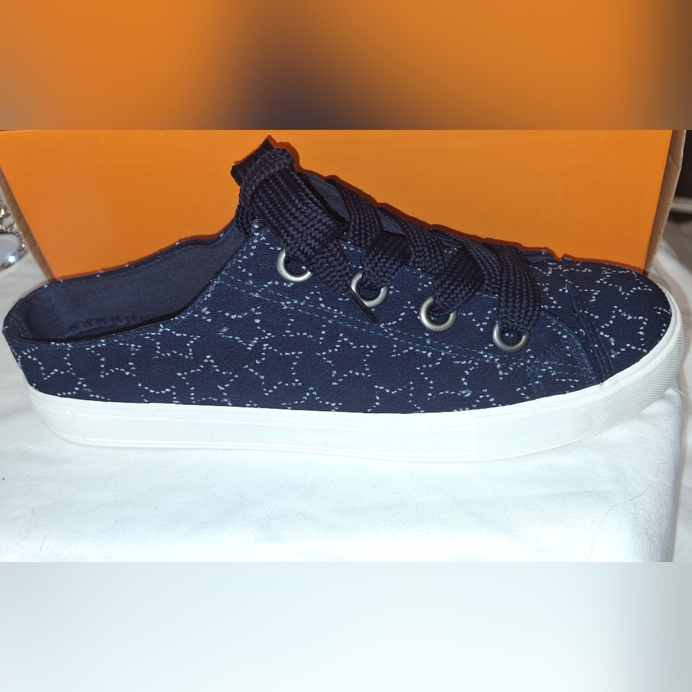 Women's Rocket Dog Open Back Star Sneakers Size 11M